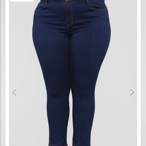 High waste booty lifting jeans